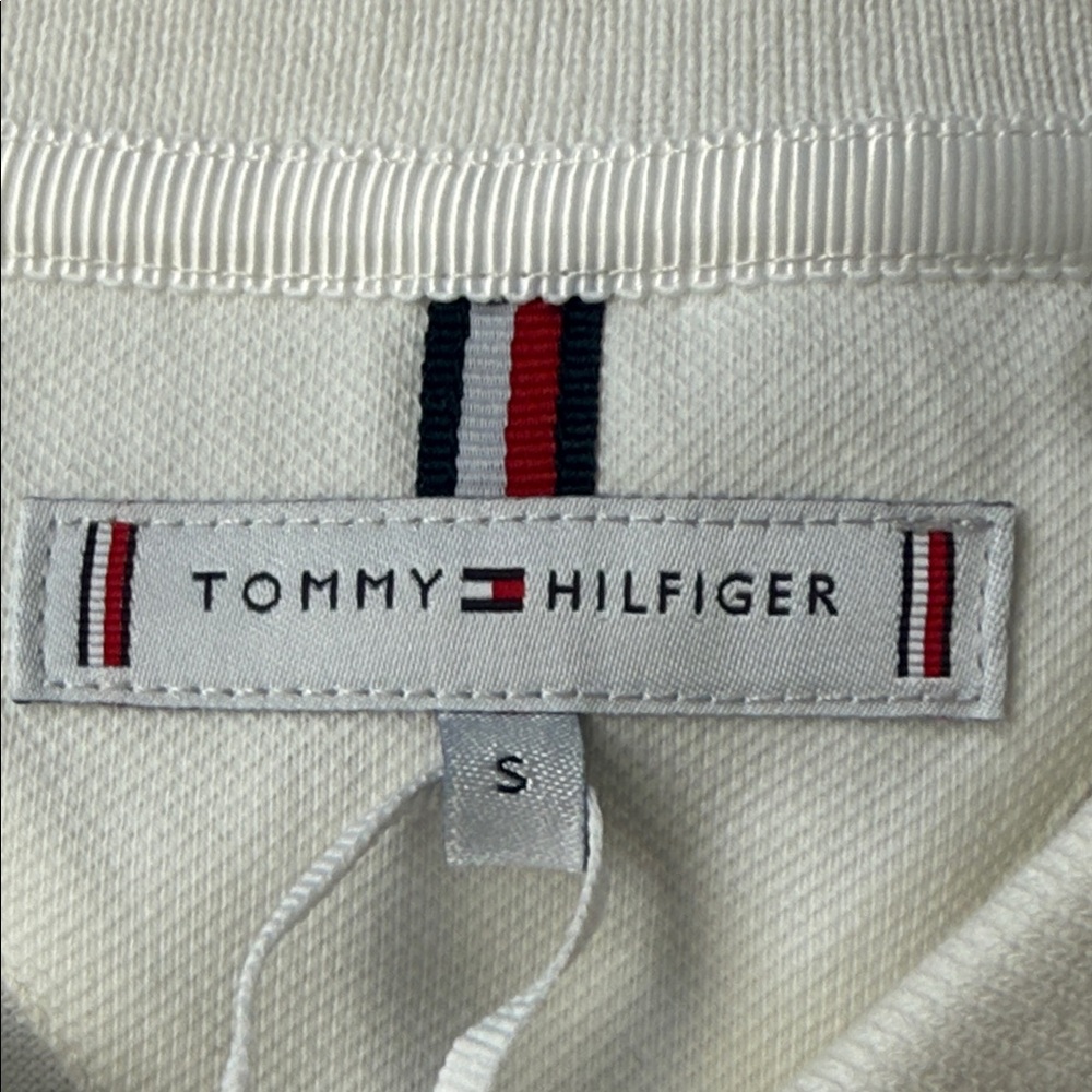 NWT Tommy Hilfiger Women's White Button Down Shirt size small. Color is Ecru - Picture 2 of 15